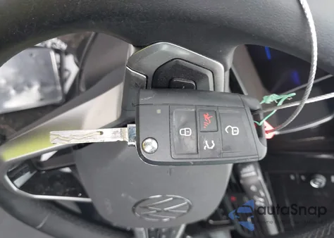 2025 Volkswagen Jetta 1.5T Sport из США, поврежденный, VIN 3VWBX7BU6SM069382